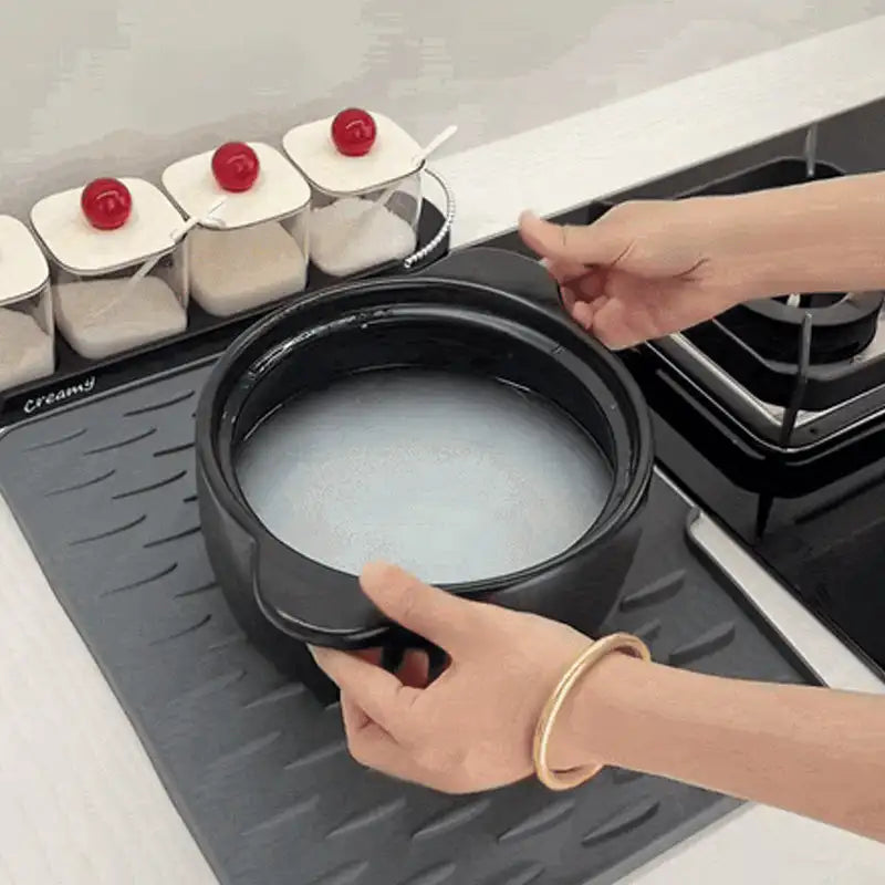 FlexiDry – Foldable Silicone Draining Mat