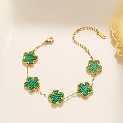 CloverGrace – Five-Leaf Shell Bracelet