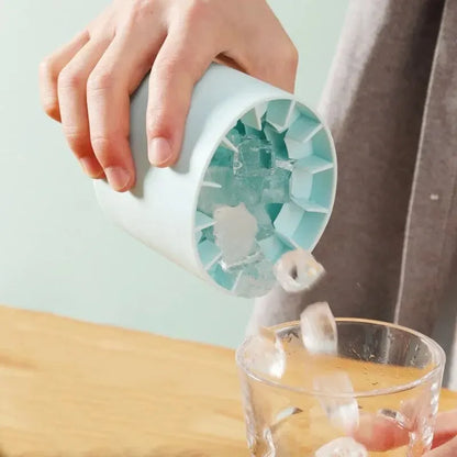 Molde redondo de silicona para cubitos de hielo: compacto, creativo y refrescante