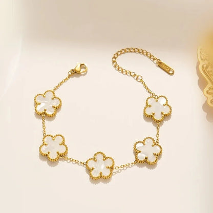 CloverGrace – Five-Leaf Shell Bracelet